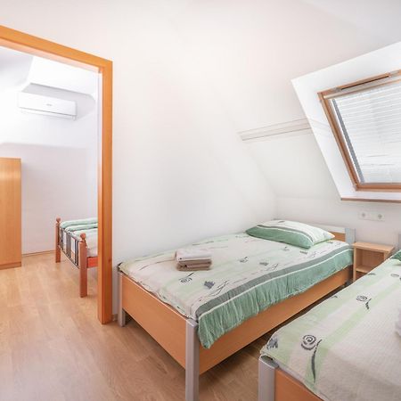 Apartments Suster Stari Trg ob Kolpi Bagian luar foto