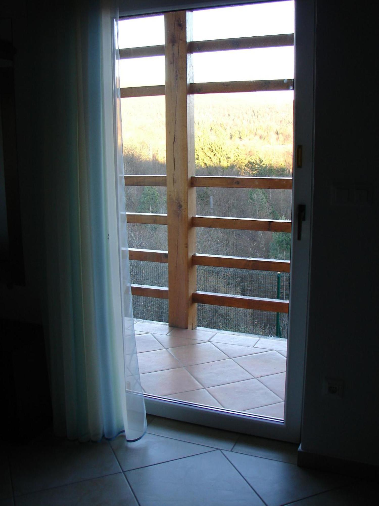 Apartments Suster Stari Trg ob Kolpi Ruang foto