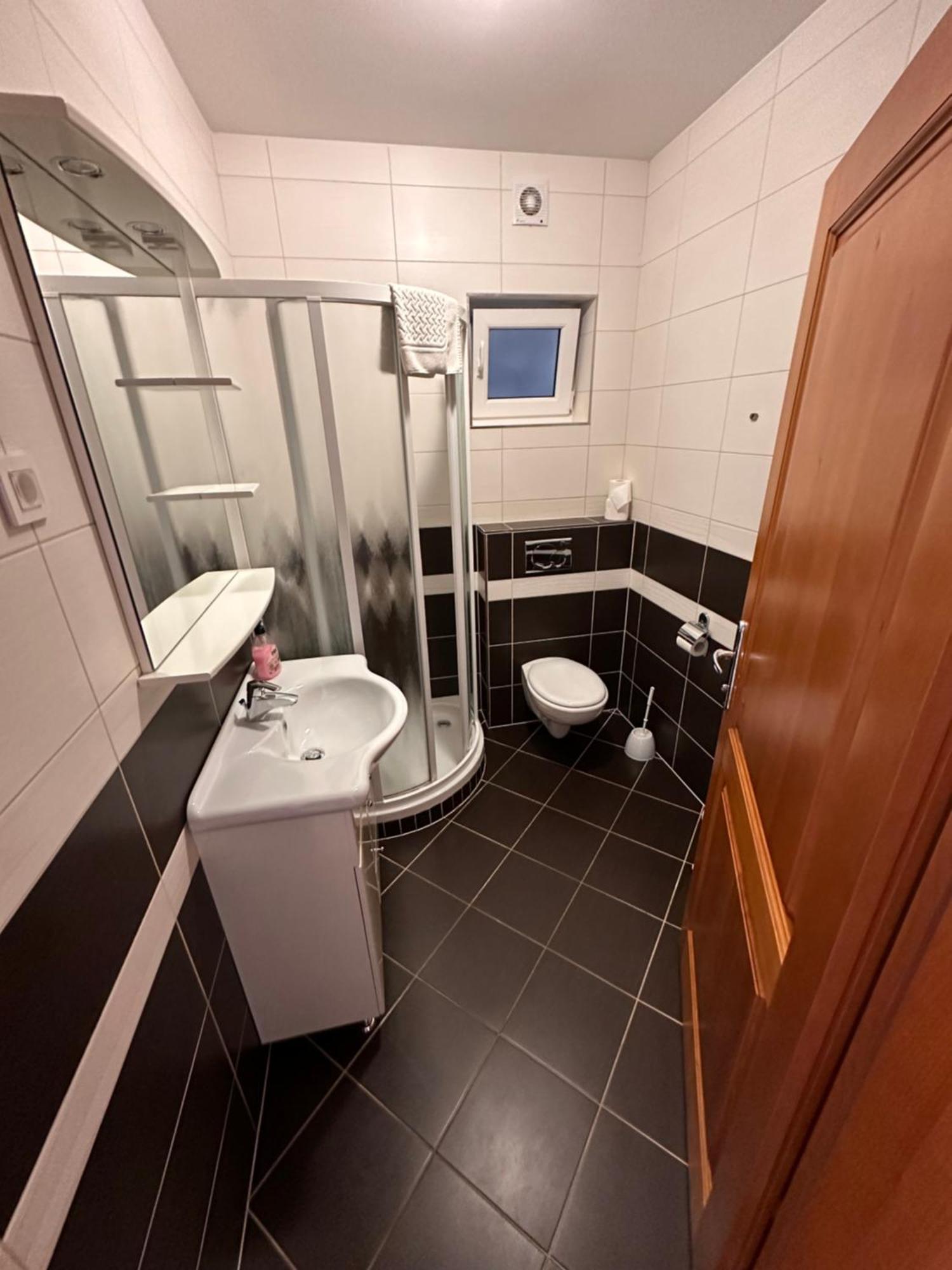 Apartments Suster Stari Trg ob Kolpi Bagian luar foto