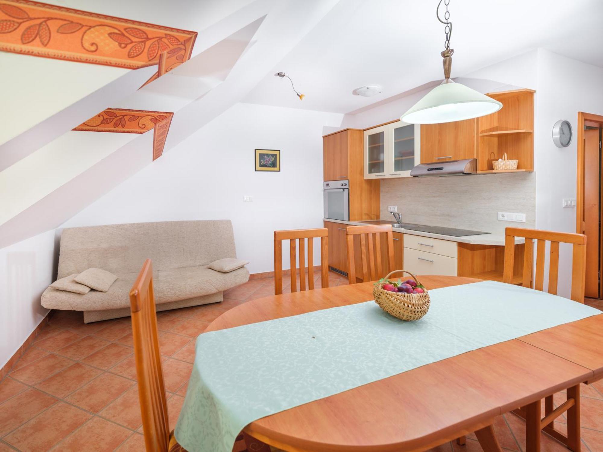 Apartments Suster Stari Trg ob Kolpi Bagian luar foto