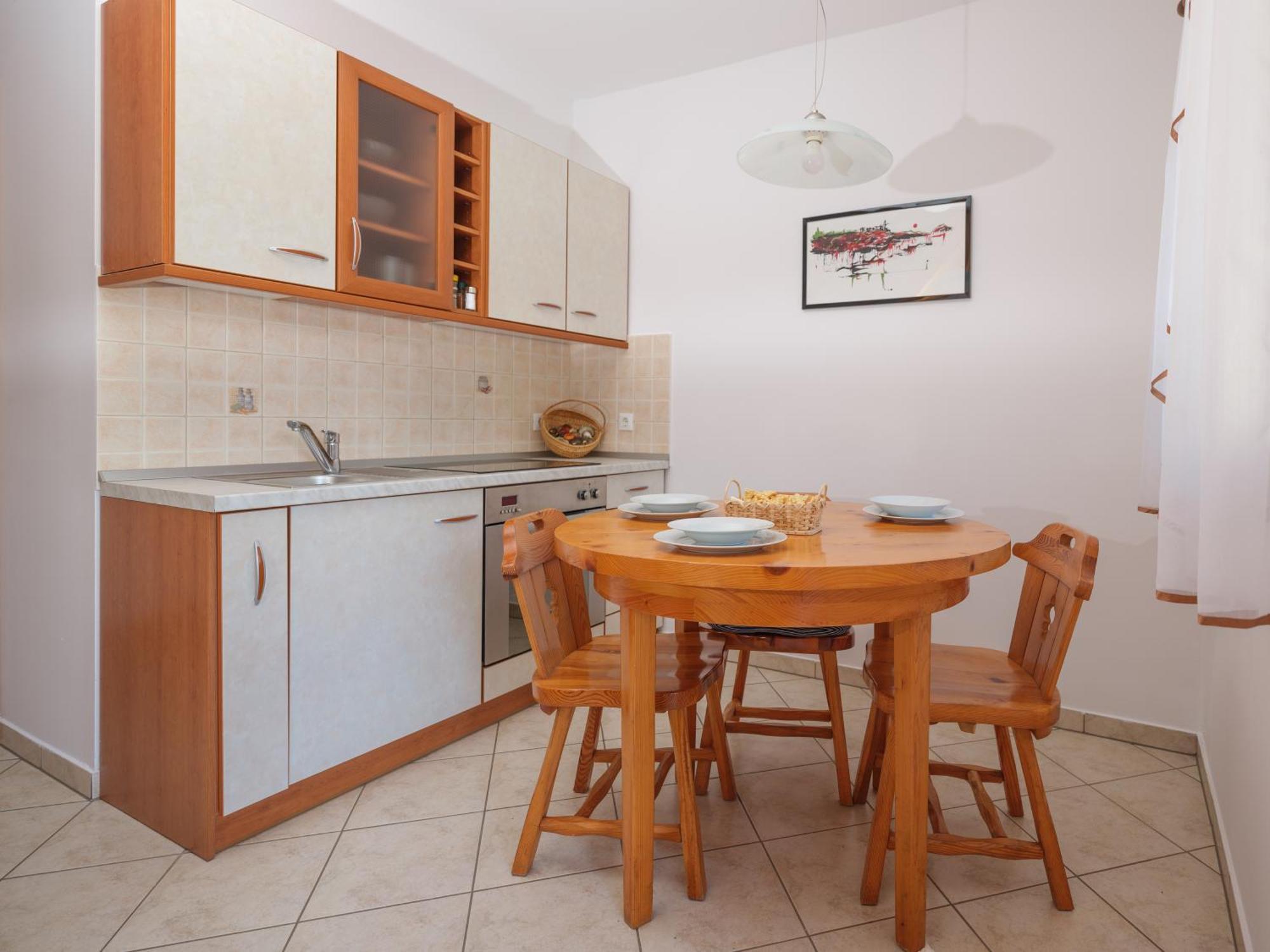 Apartments Suster Stari Trg ob Kolpi Ruang foto